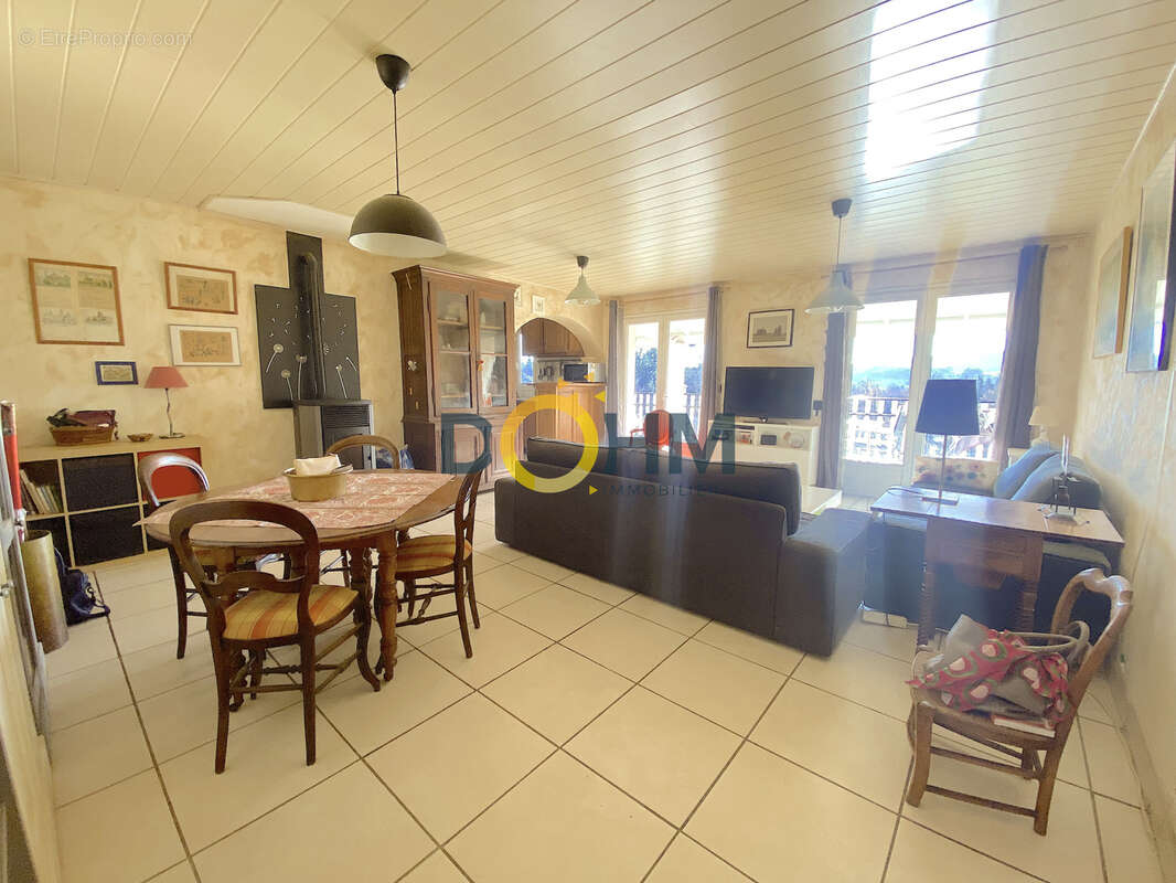 Maison à AMBERT