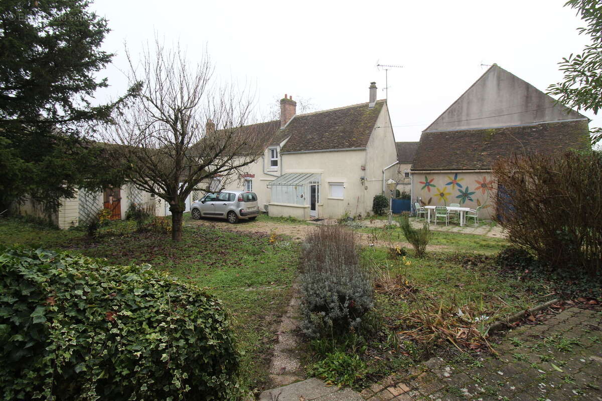 Maison à MAISONCELLES-EN-GATINAIS