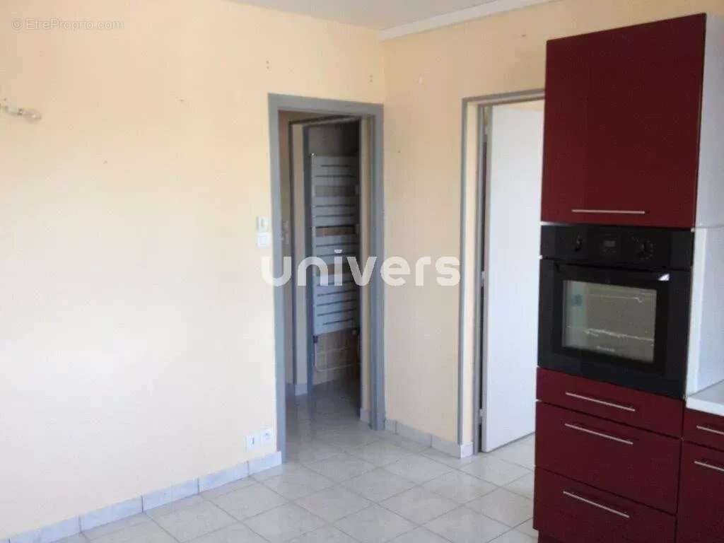 Appartement à GUILHERAND-GRANGES