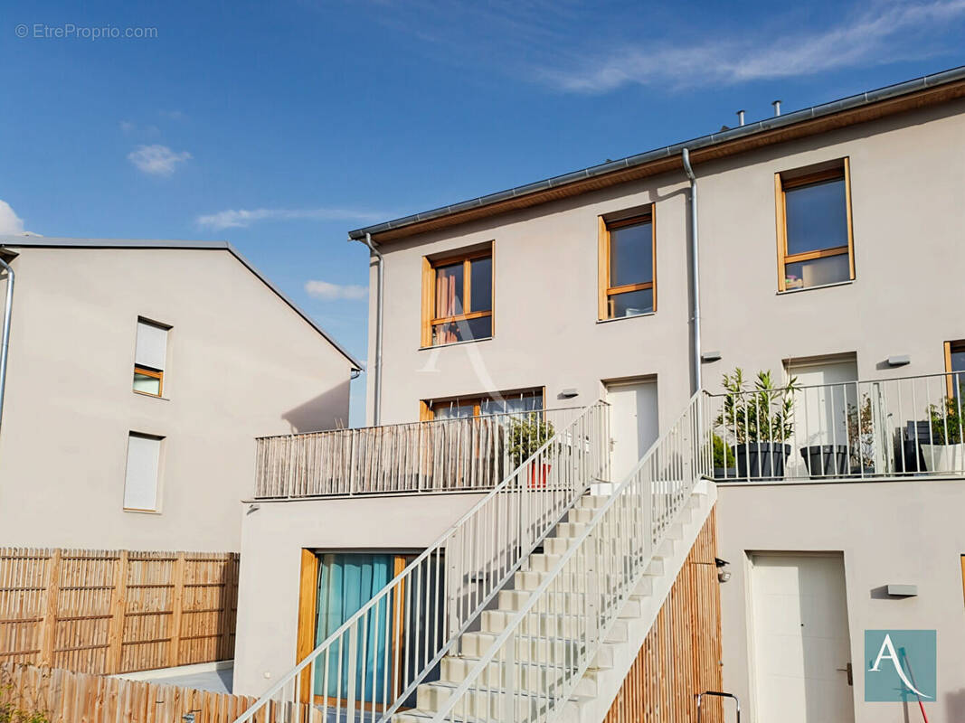 Appartement à ARPAJON