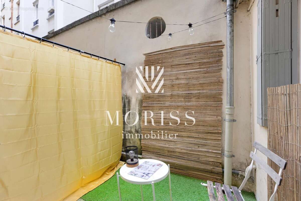 Appartement à PARIS-17E