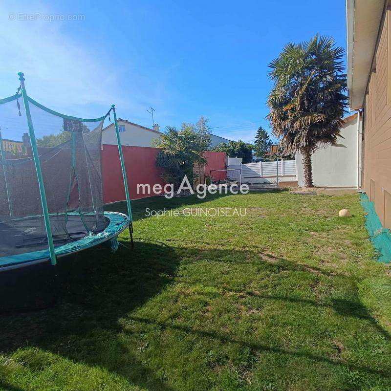 Maison à SAINT-LEGER-SOUS-CHOLET