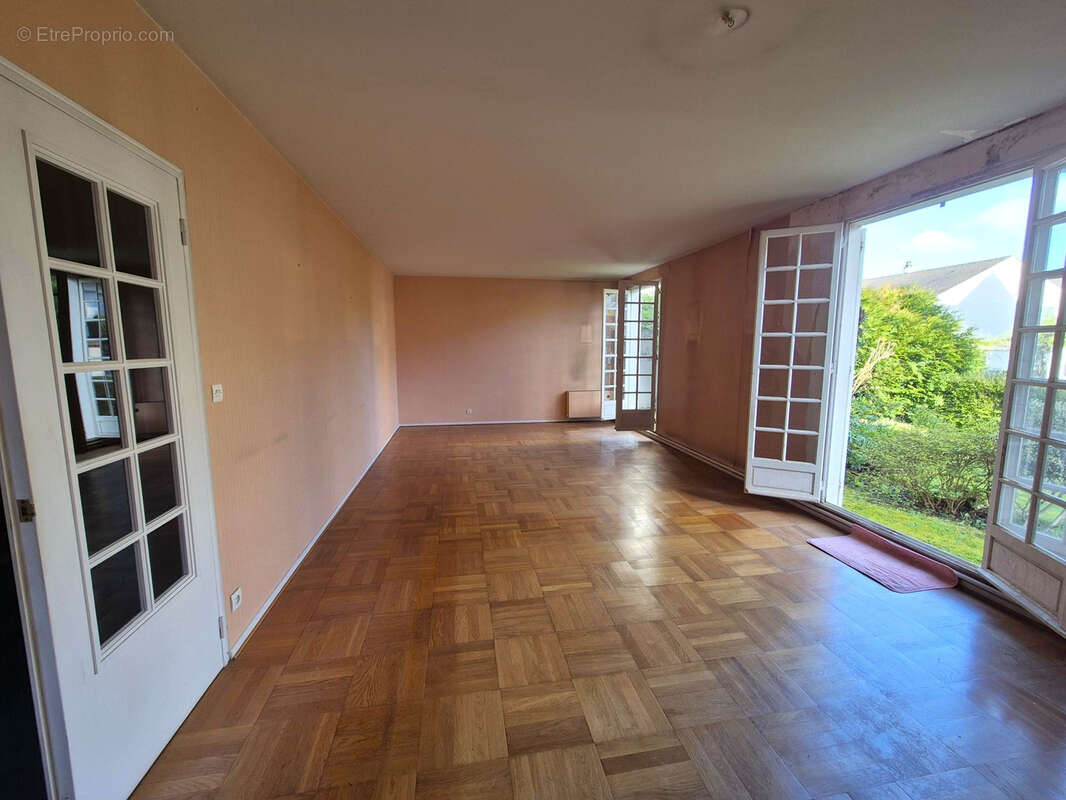 Maison à JOUY-EN-JOSAS