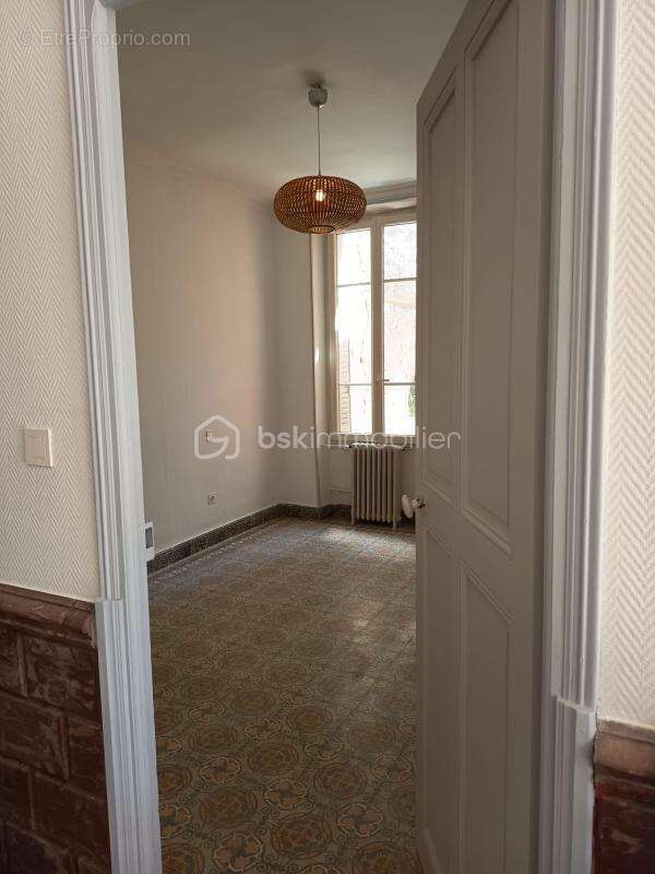 Maison Bourgeoise 140m2 plain pied à flanc de la colline Saint Jacques - photo 17