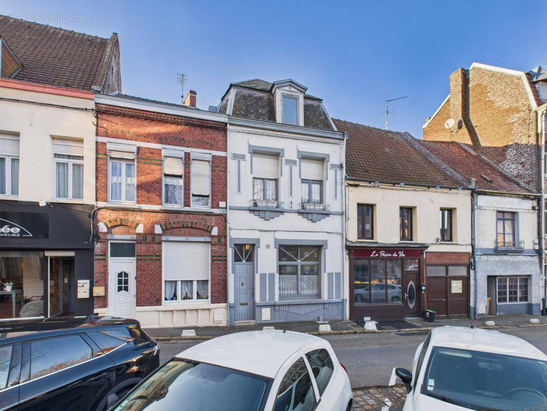 Maison à SAINT-AMAND-LES-EAUX