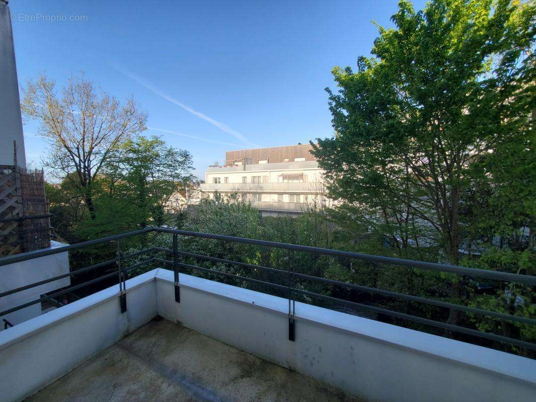 Bel appartement t3 bourg st herblain - balcon et parking en sous-sol - photo 2
