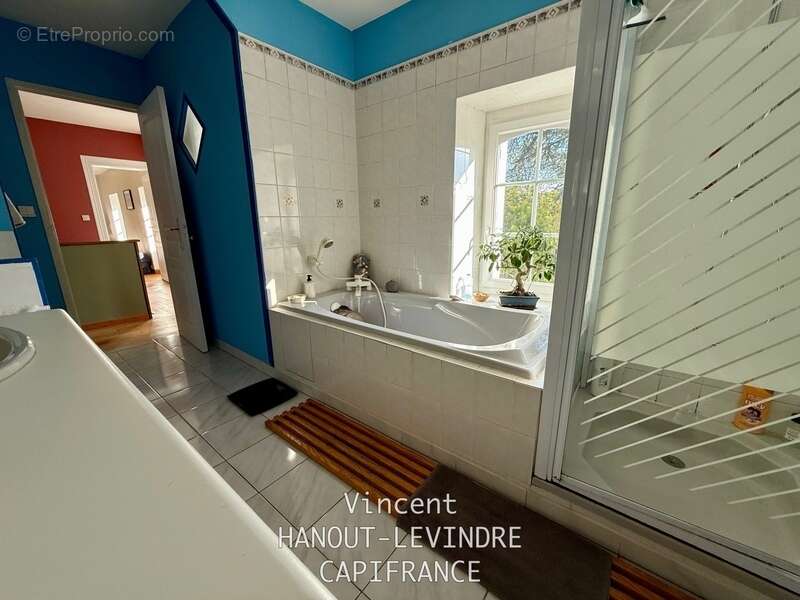 Maison à ETRICHE