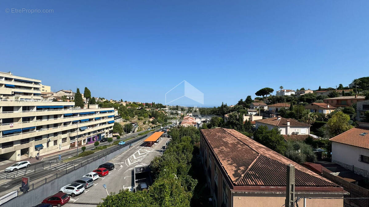 Appartement à VENCE