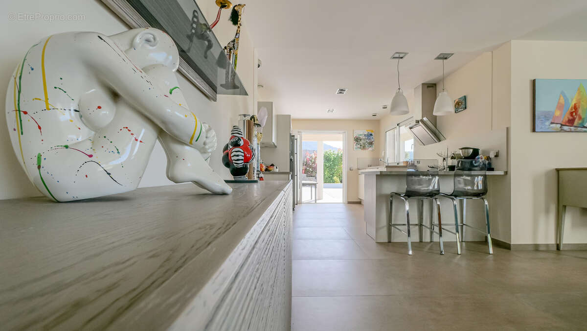 Maison à LA LONDE-LES-MAURES