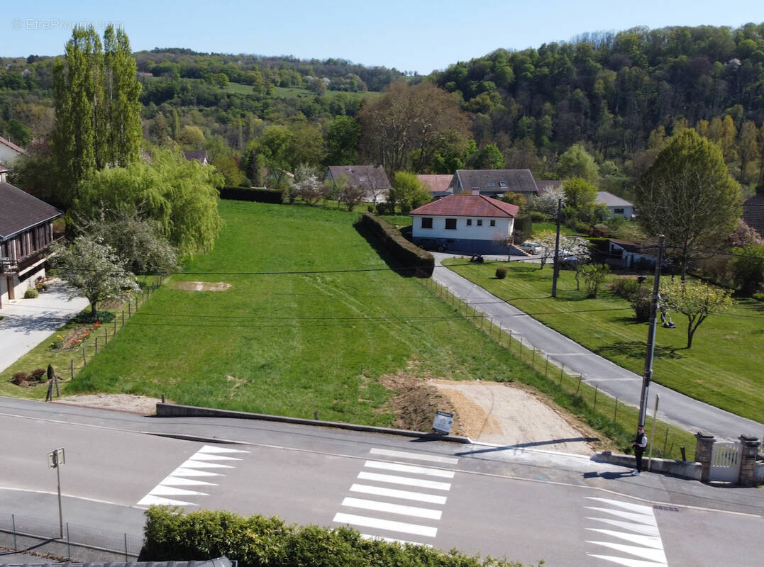 Terrain à BESANCON
