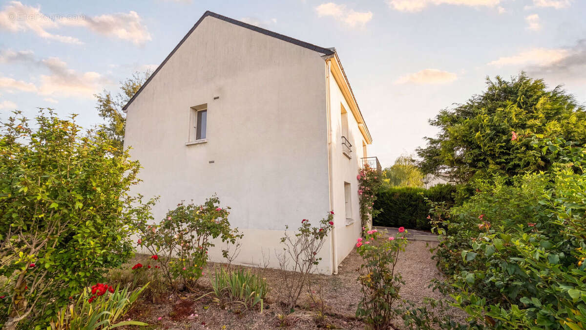 Maison Saint Avertin 7 pièce(s) 103 m2 - photo 2