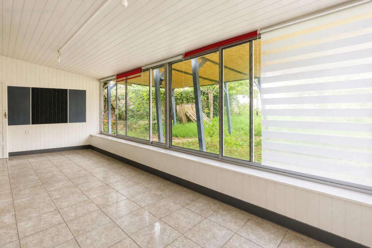 Maison 6 pièces avec grand garage - Louée - photo 13