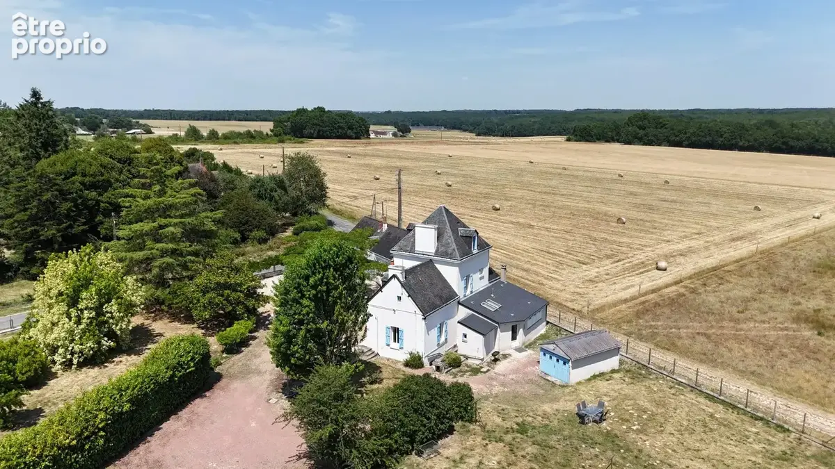 Maison 300 m² à Cere-La-Ronde  - photo 4