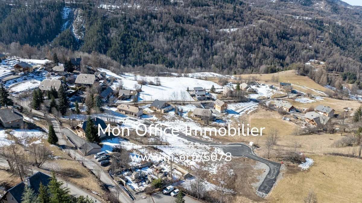 Terrain à LES ORRES