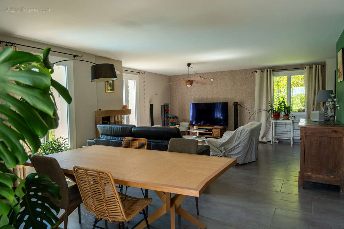 Maison à BLETTERANS