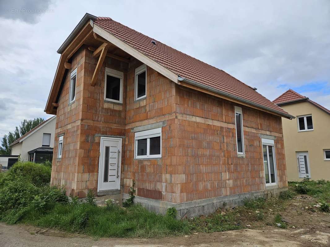 Maison à SCHARRACHBERGHEIM-IRMSTETT