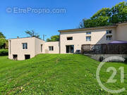 Maison à SAINT-PIERRE-DE-CHANDIEU