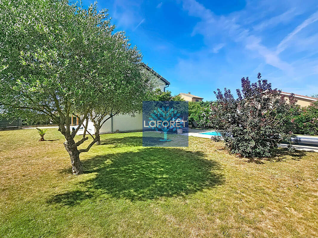 Villa 121m² avec piscine à Assieu - photo 7