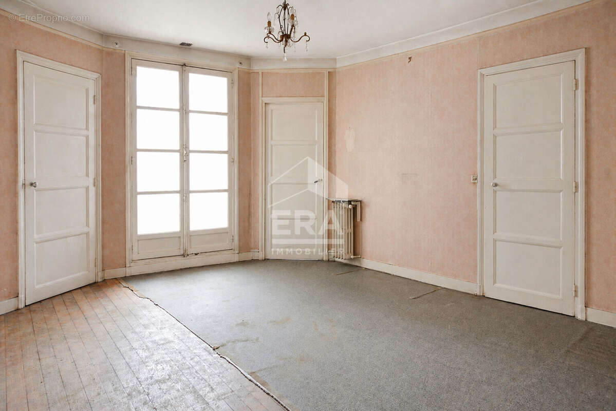 Appartement à ISSY-LES-MOULINEAUX