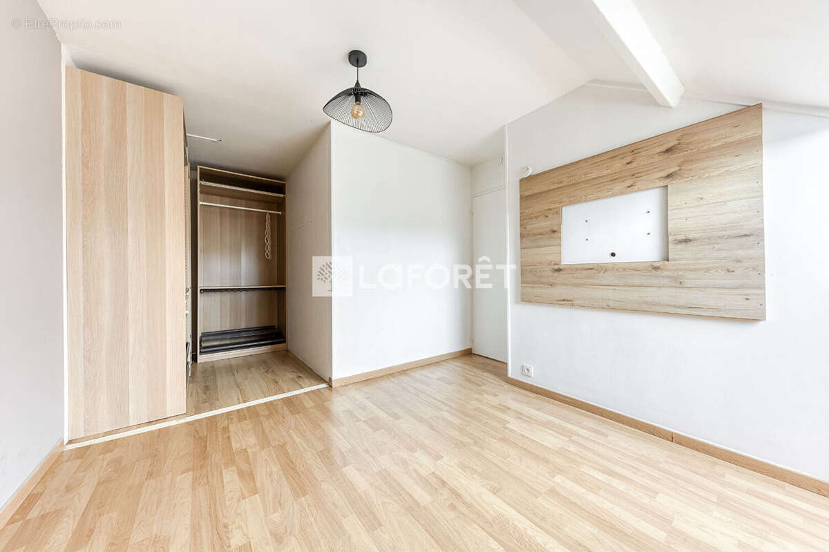 Appartement à PONTAULT-COMBAULT