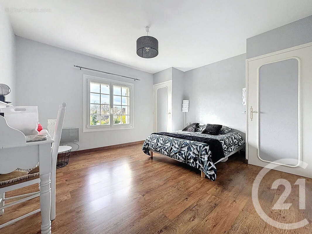 Maison 185 m² à Fralignes  - photo 20