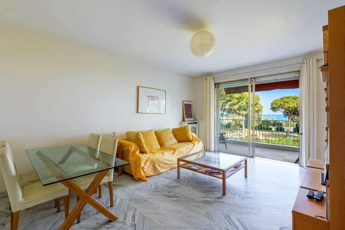 Appartement à CAGNES-SUR-MER