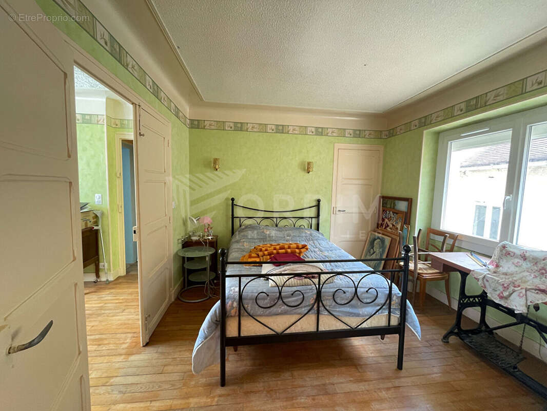 Maison à Chichée - photo 9