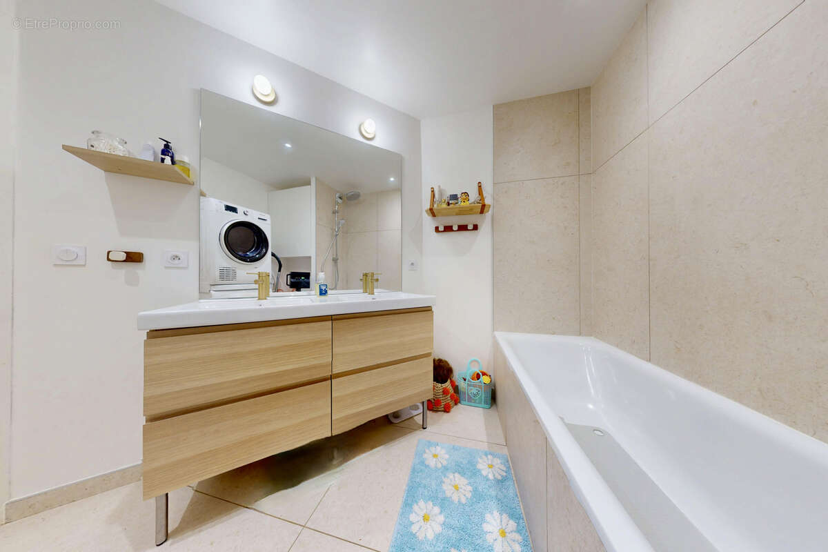 Appartement à ARGONAY