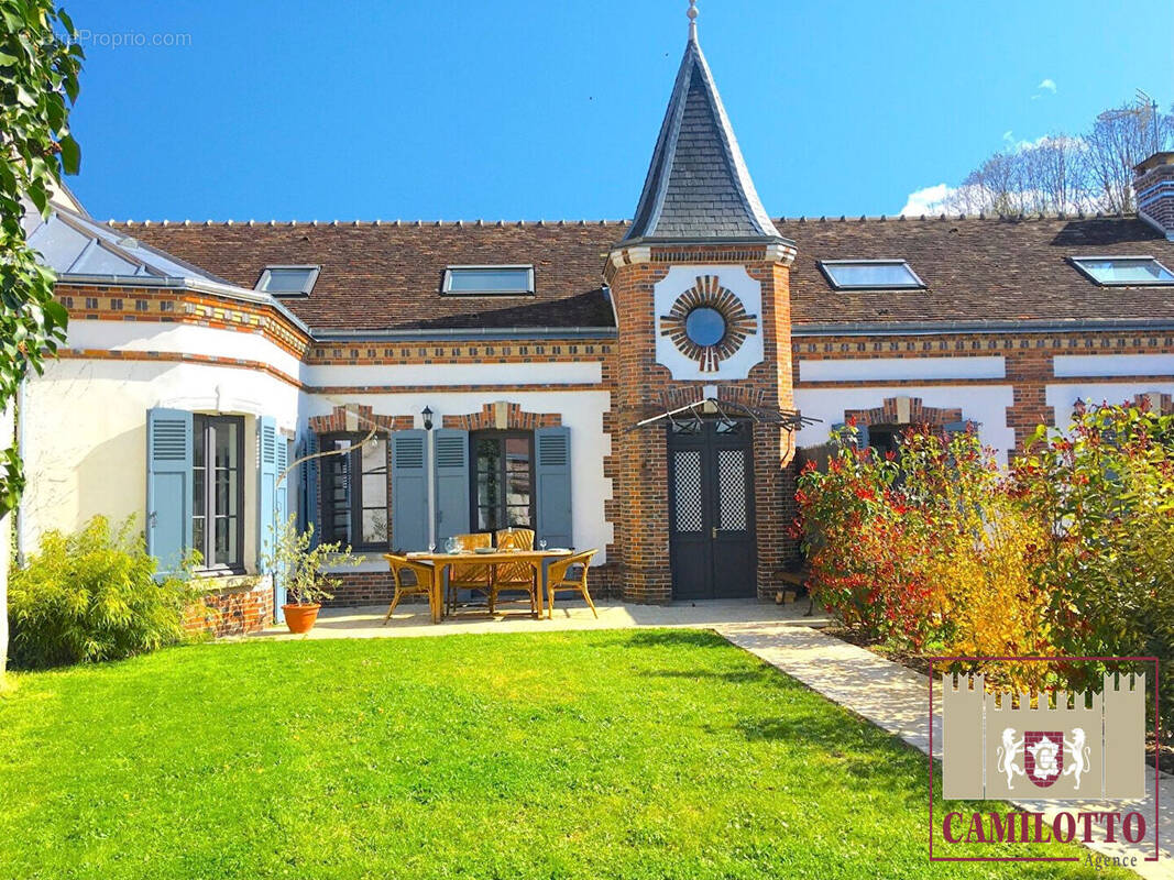 Maison à NOGENT-LE-ROI