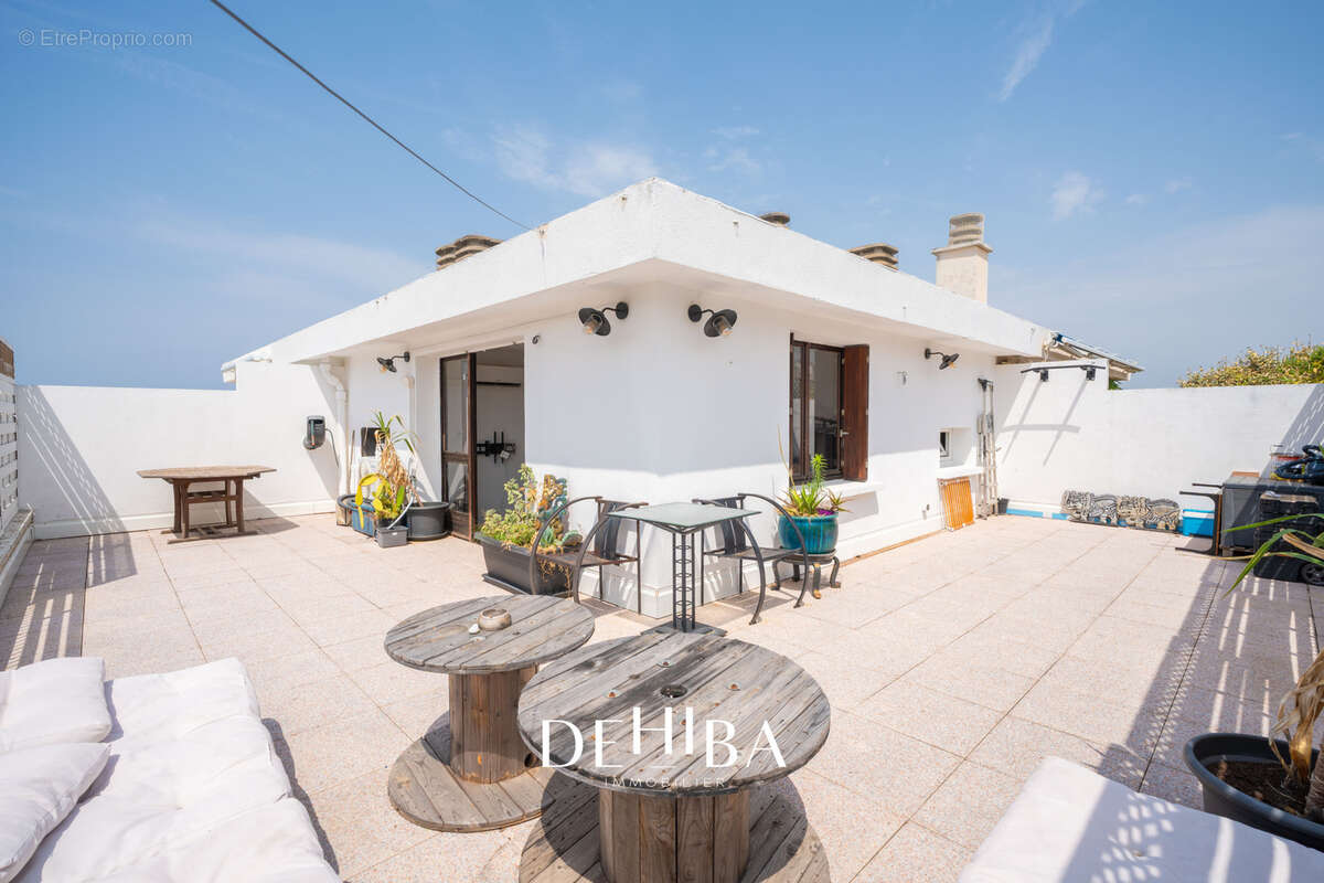 Terrasse de 55m2 avec vue / Dernier étage / T1 de 30m2 - photo 2