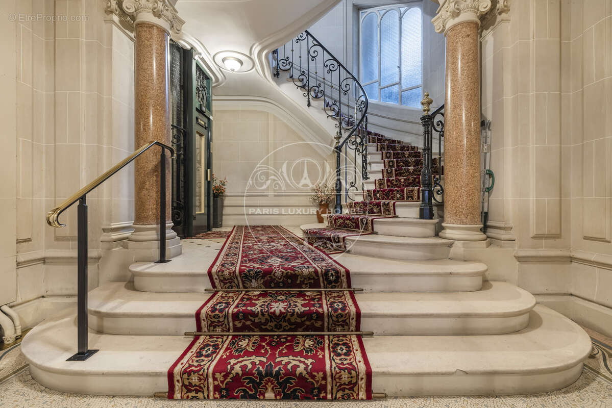 Appartement à PARIS-5E