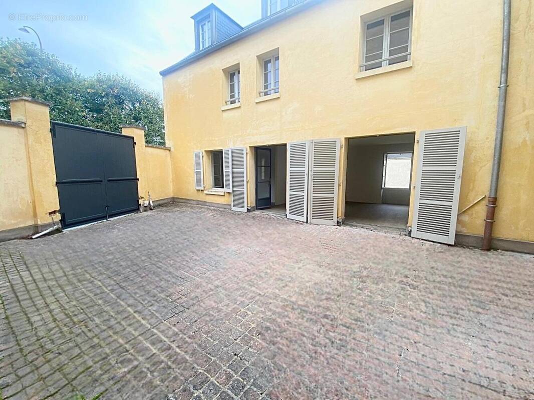 Photo 1 - Maison à VERSAILLES