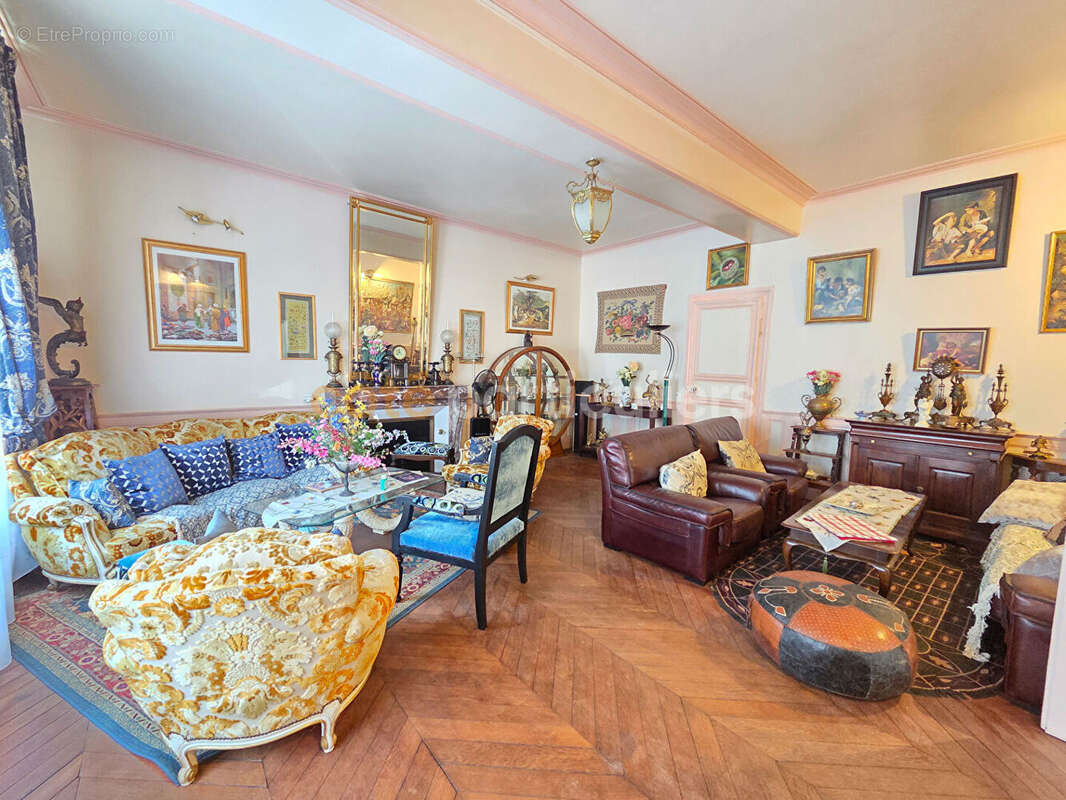 Maison à CHATEAUNEUF-SUR-LOIRE