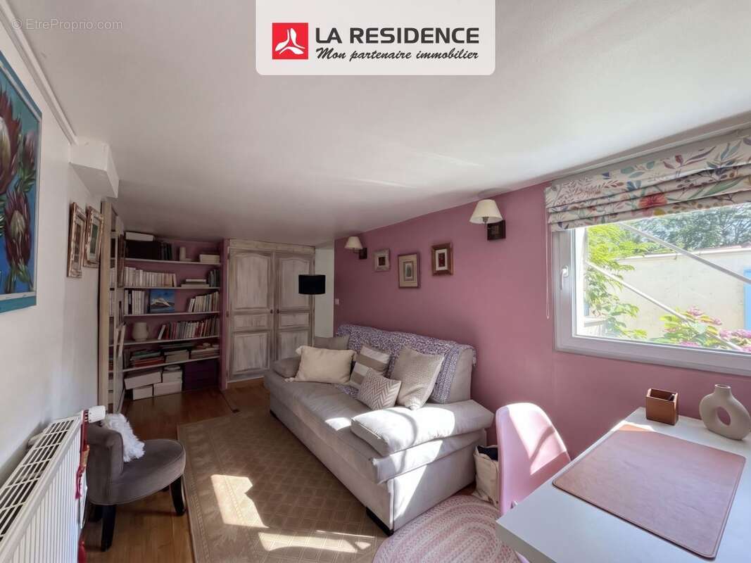 Maison 120 m² à Marly-Le-Roi  - photo 9