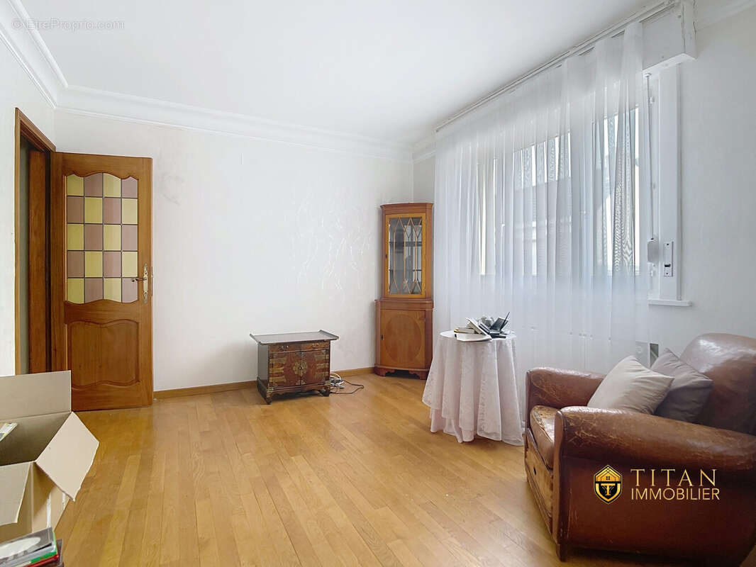  Maison mitoyenne de 106 m² avec un extérieur à Dunkerque (59430) - Maison à FORT-MARDYCK