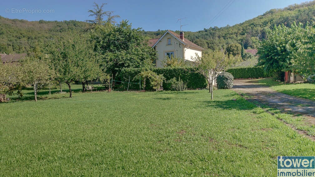 Maison à DURAVEL