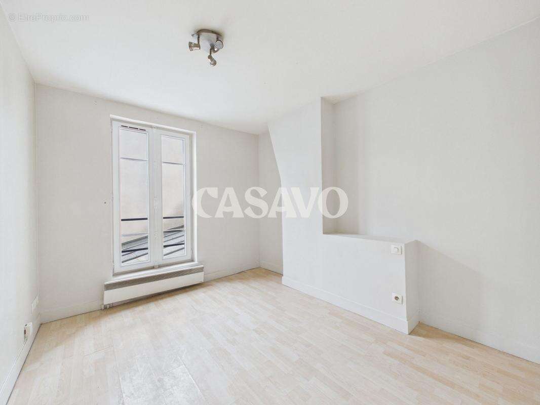 Appartement à PARIS-11E