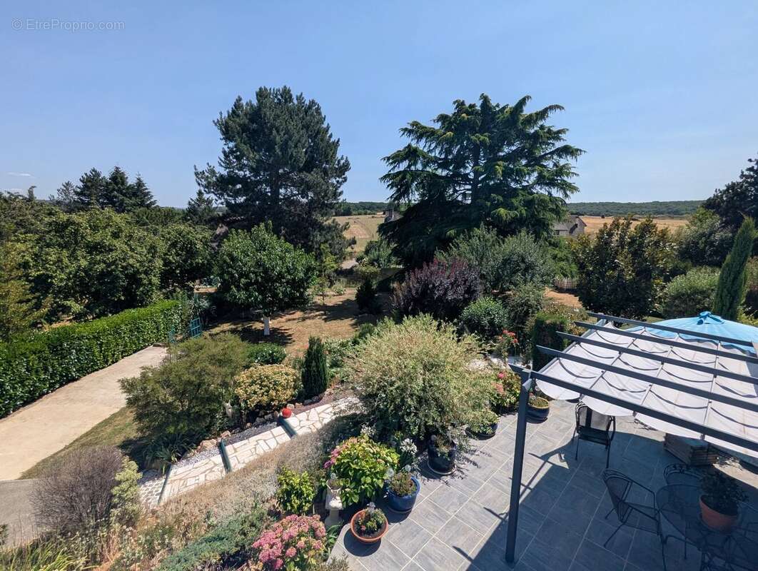 Maison de 205 m² sur sous-sol complet ! - photo 4