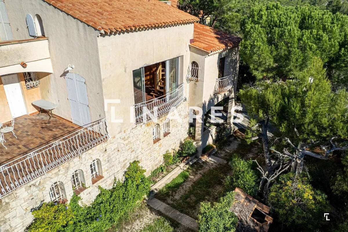 Maison à SAUSSET-LES-PINS