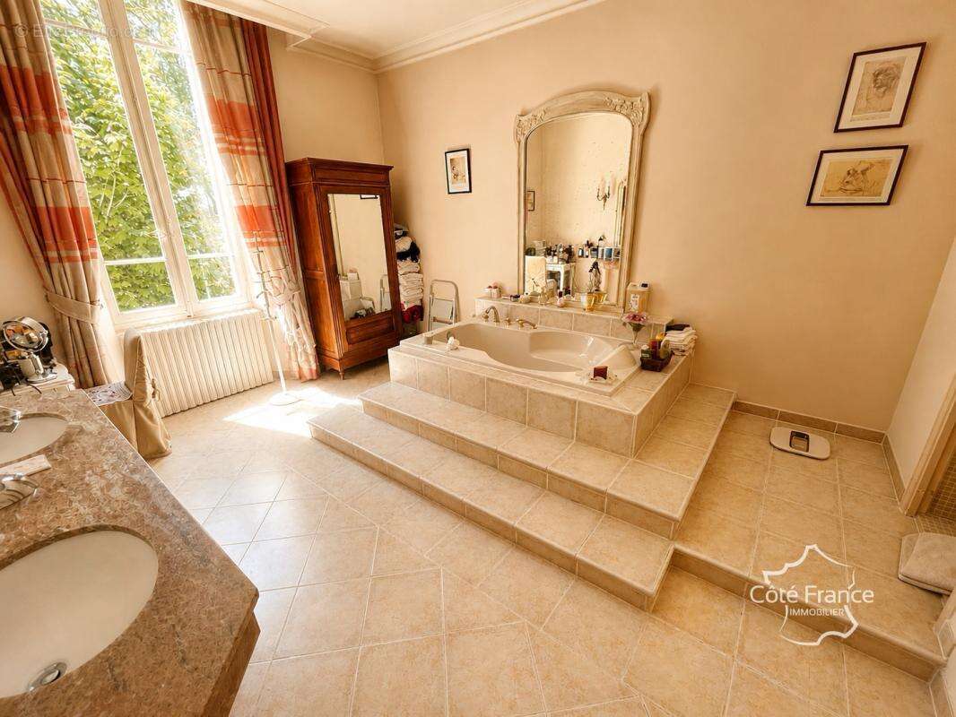 Maison à GRANS