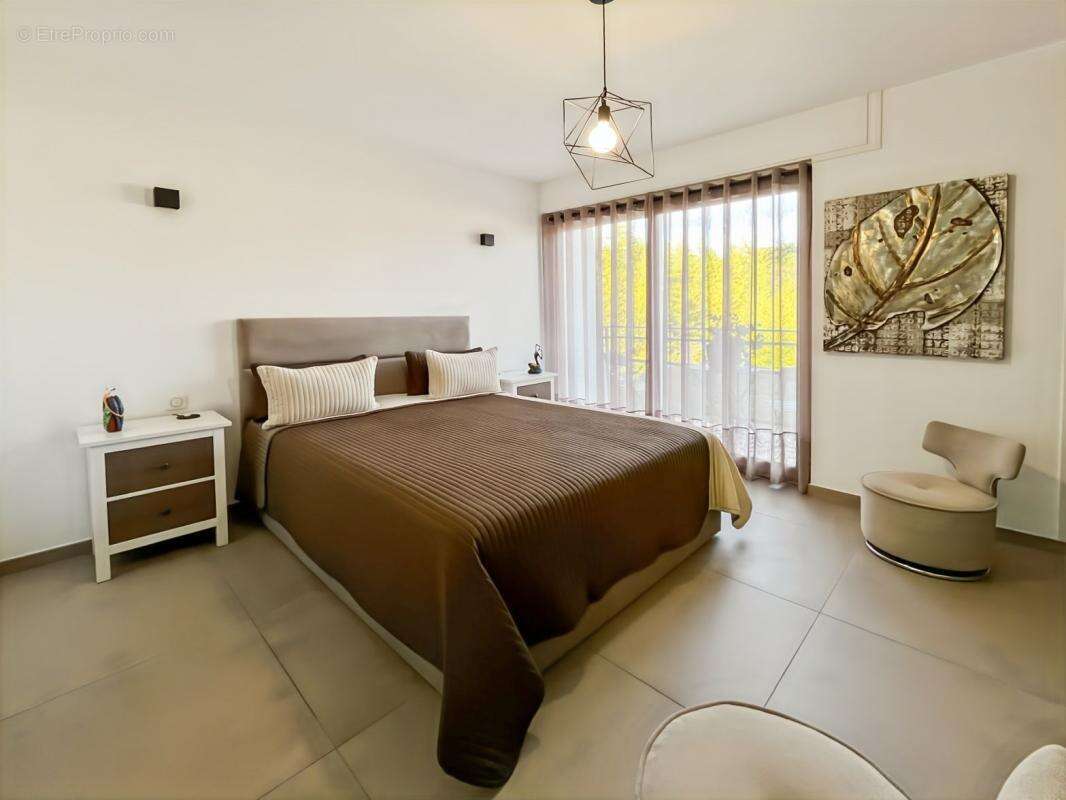 Appartement à SAINT-RAPHAEL