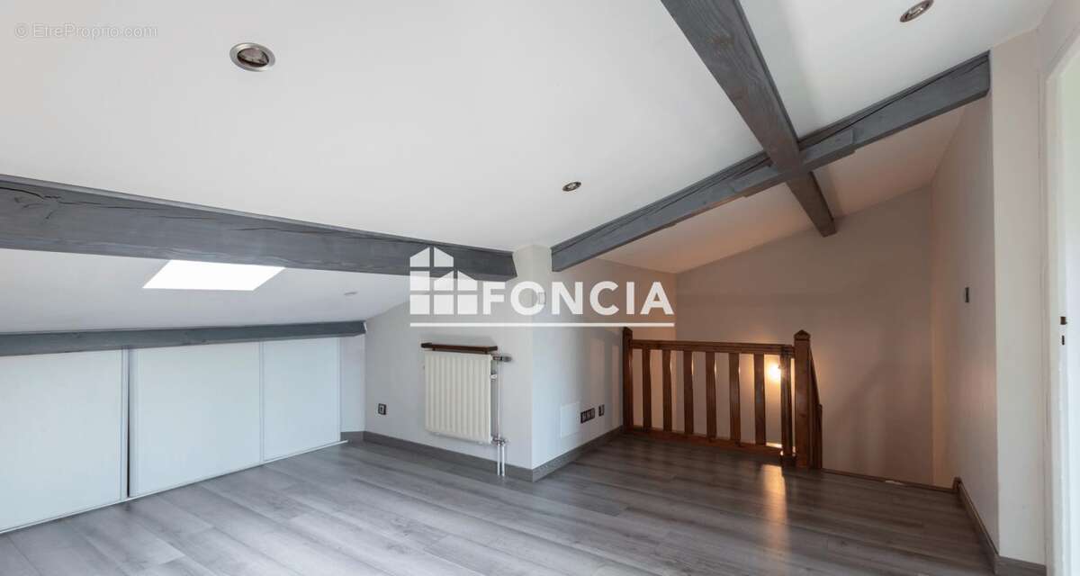 Francheville, T4 avec terrasse et 3 stationnements - photo 10