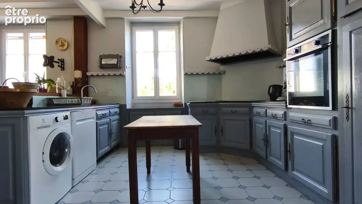Maison 331m² à blanzay - photo 2