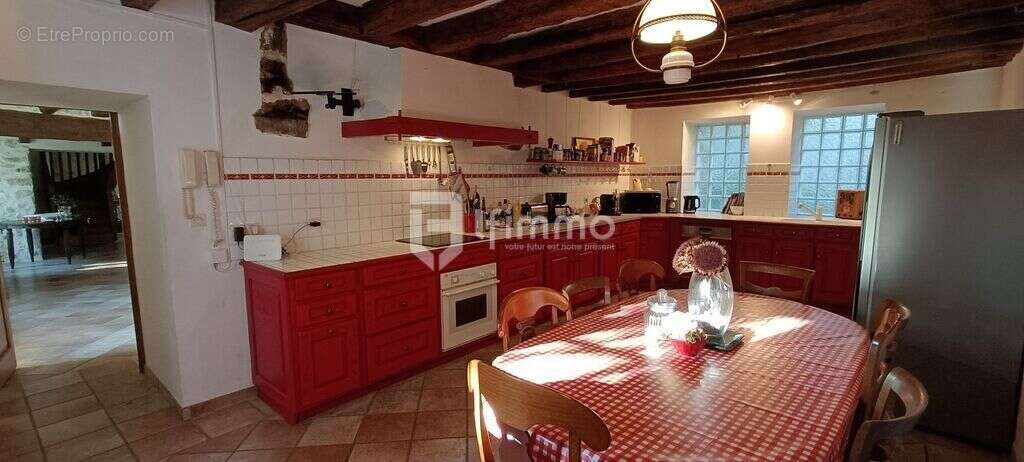 Maison à CHALAUTRE-LA-GRANDE