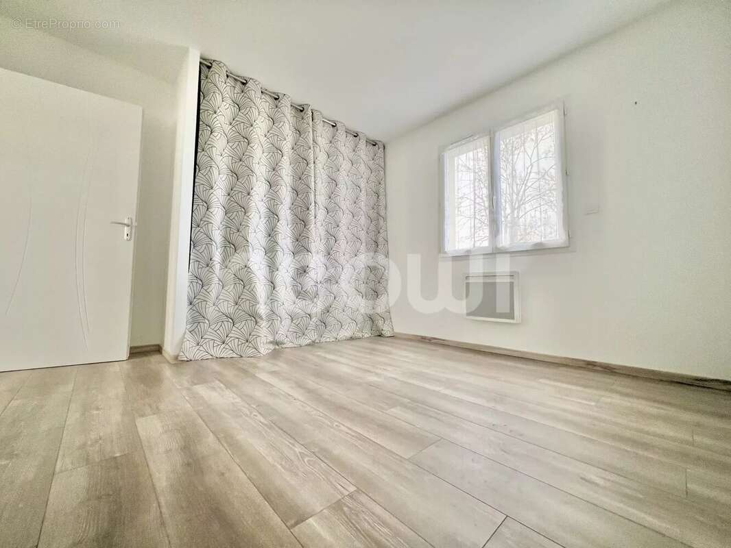 Maison à AIGUEPERSE