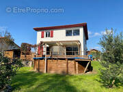 Maison à SAINT-LAURENT-DE-GOSSE