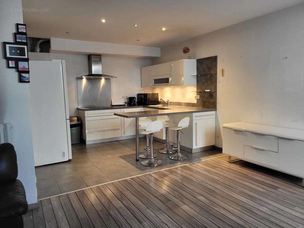 Appartement T2 rénové au cœur de Lourdes - photo 5