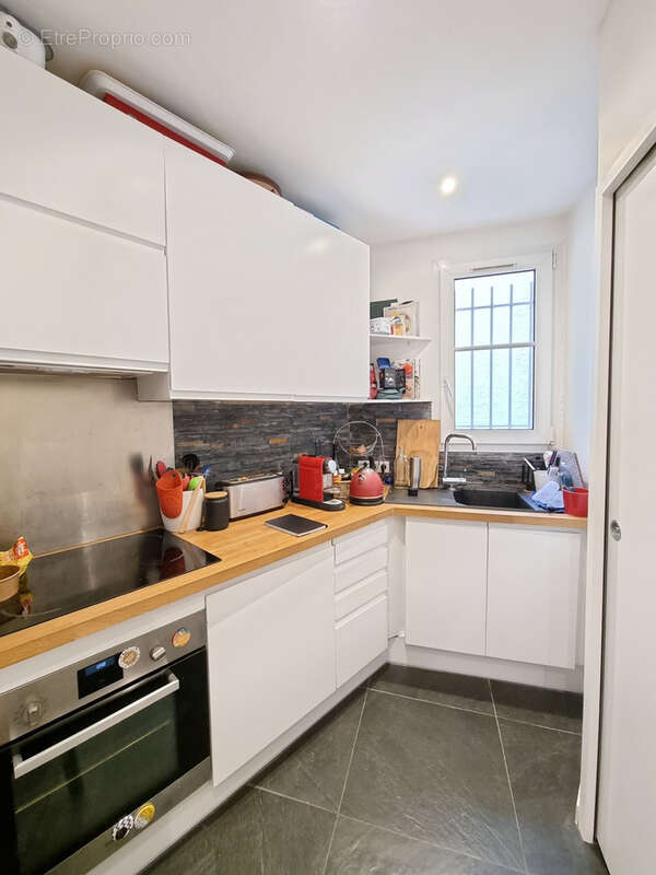 Appartement à PARIS-14E