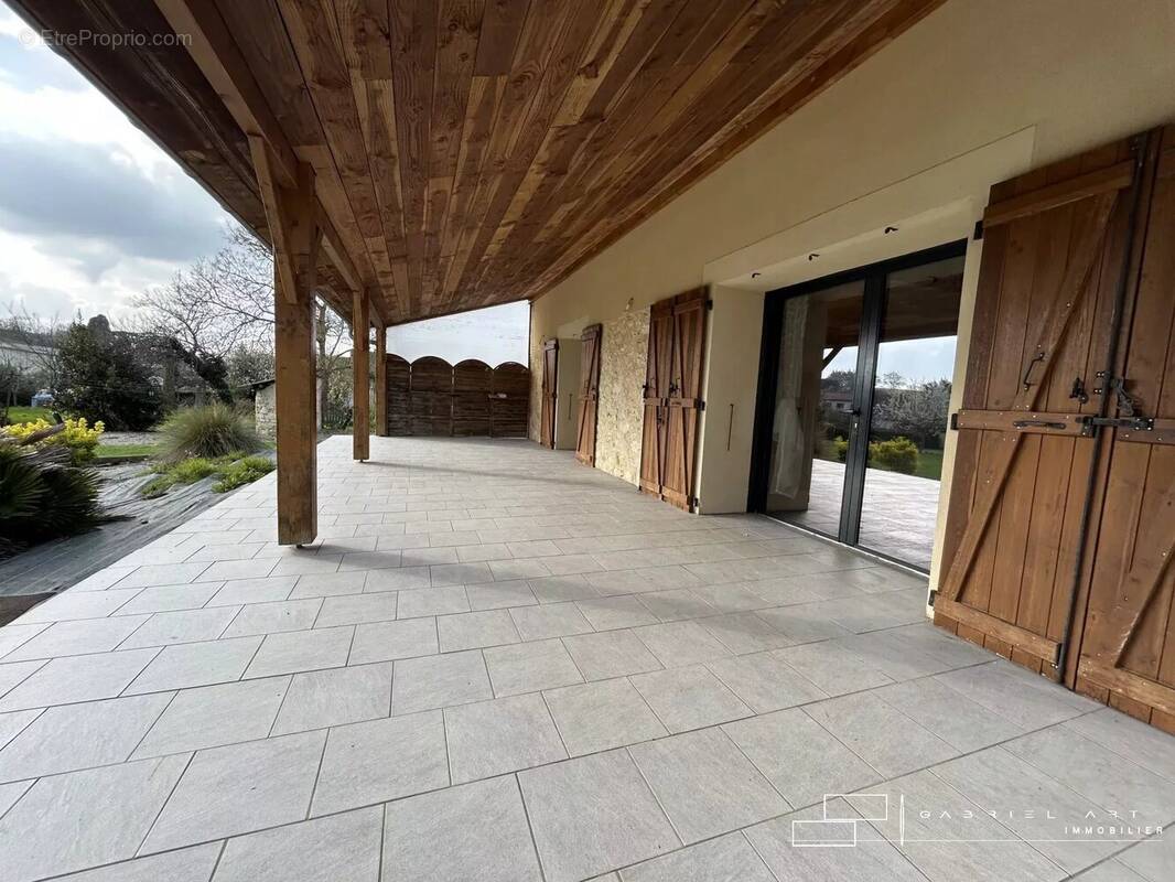 Maison 240 m² à Bajonnette  - photo 5