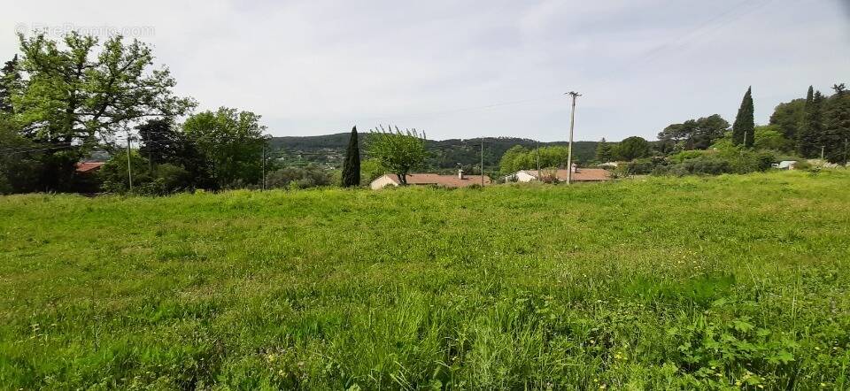 Terrain à DRAGUIGNAN